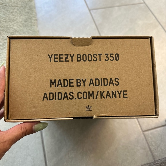 Yeezy Boost 350 V2 Synth - Sz 6.5 women’s - Picture 9 of 11